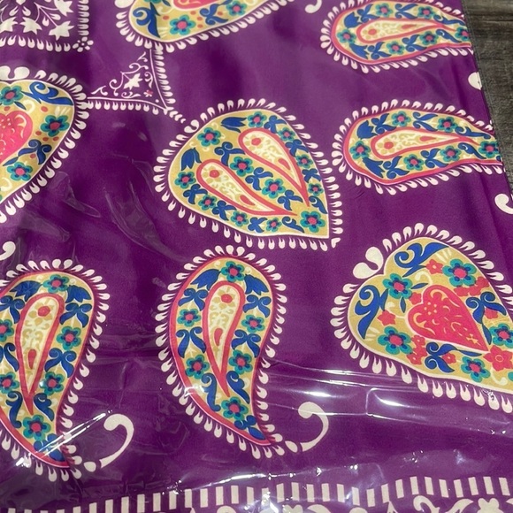 100% silk scarf - Picture 4 of 8